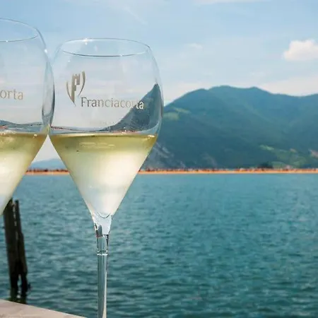 Wine & Ginger - Luxury X8 Вилла *